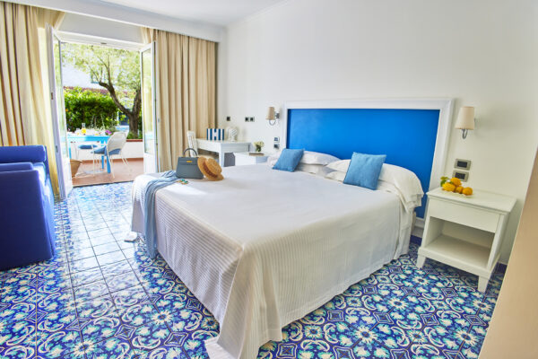 Camera Deluxe Oleandri Resort (n.2 notti da 1 a 4 persone)